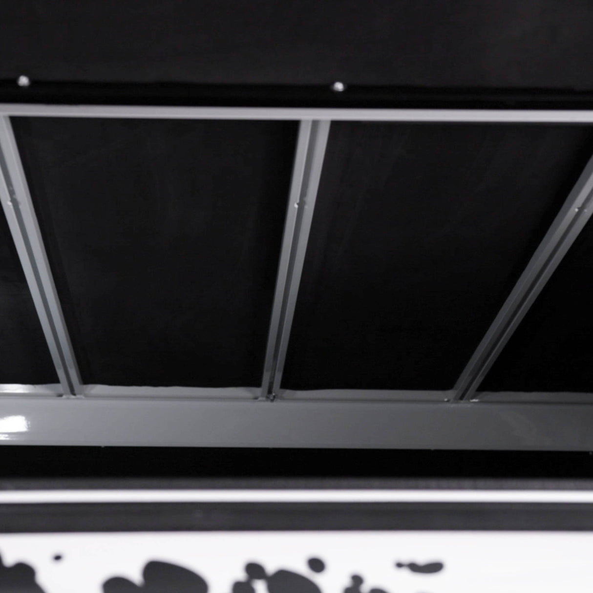 Slotted Roofrails Inside